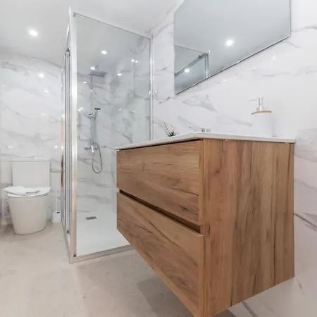 Modern Apartment In Oviedo With Views Exterior photo